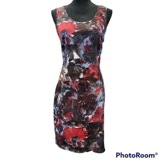 Simply Vera Vera Wang Dresses & Skirts - Simply Vera Vera Wang abstract floral multicolor dress